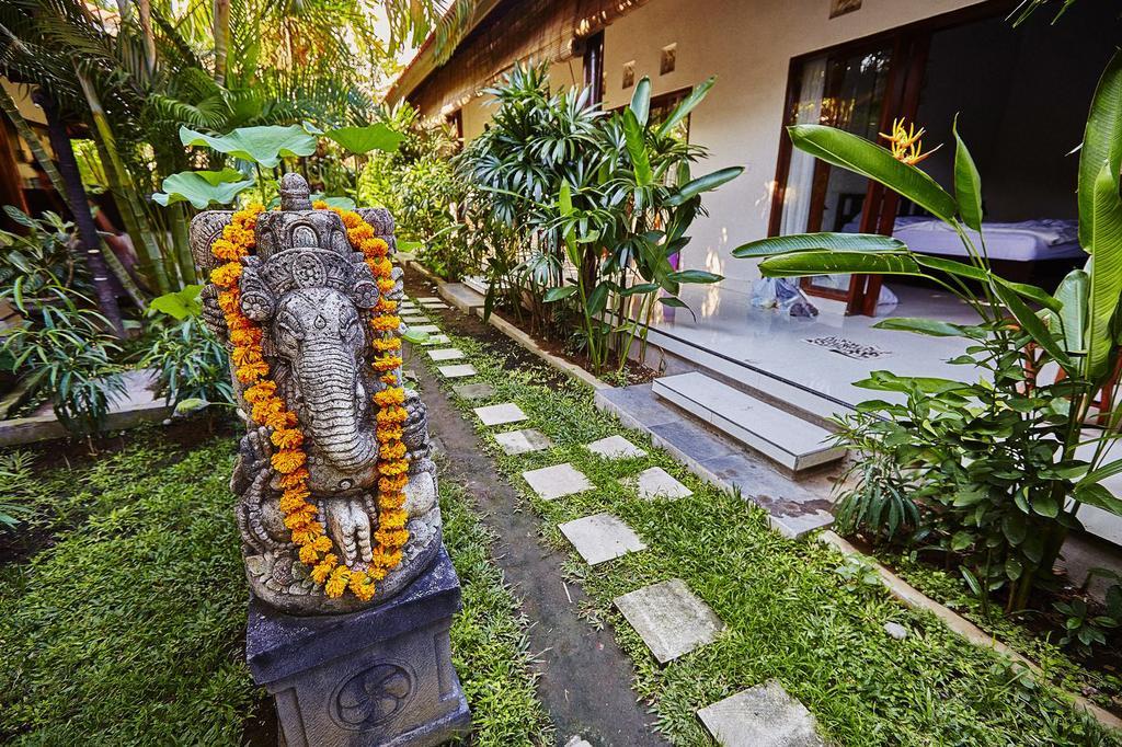 Matra Bali Guesthouse Canggu Extérieur photo